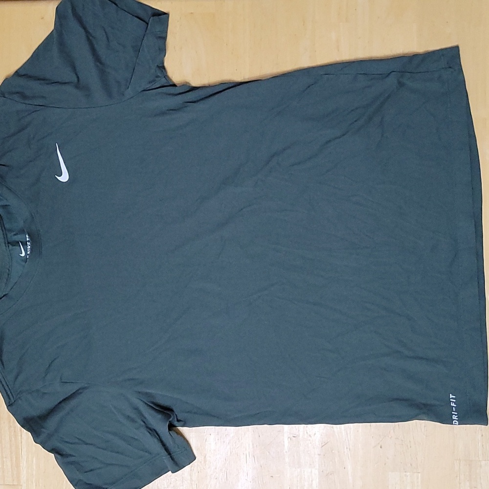 Nike Dri-fit Dark Green tshirt